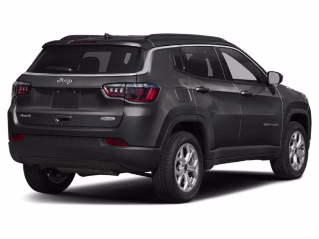 2026 DIAMOND BLACK CRYSTAL P/C Jeep COMPASS LATITUD 4X4 Crossover