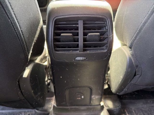 2022 Gray Metallic Ford Escape SE AWD SUV