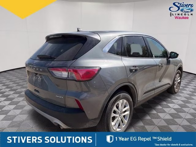 2022 Gray Metallic Ford Escape SE AWD SUV
