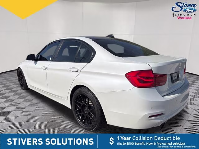 2018 Alpine White BMW 3 Series 320i xDrive AWD Sedan