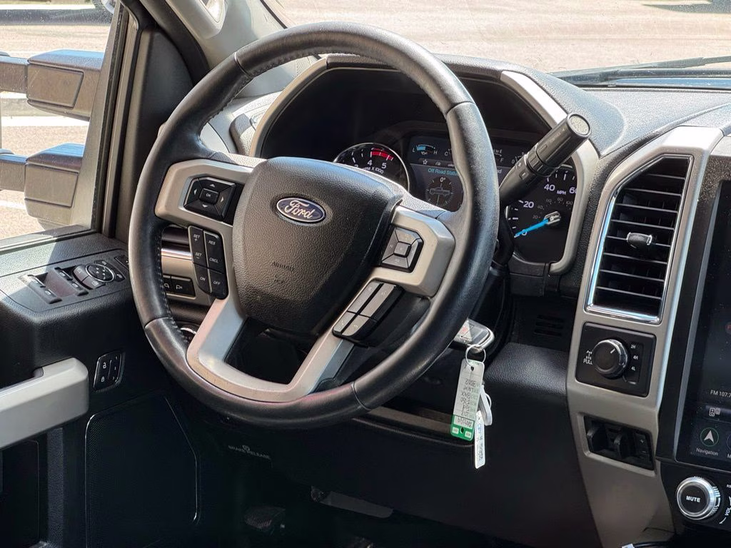 2018 Shadow Black Ford Super Duty F-250 SRW Lariat 4X4 Truck