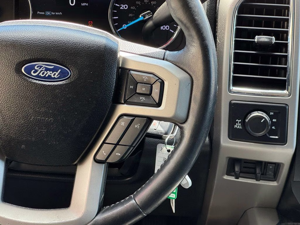 2018 Shadow Black Ford Super Duty F-250 SRW Lariat 4X4 Truck