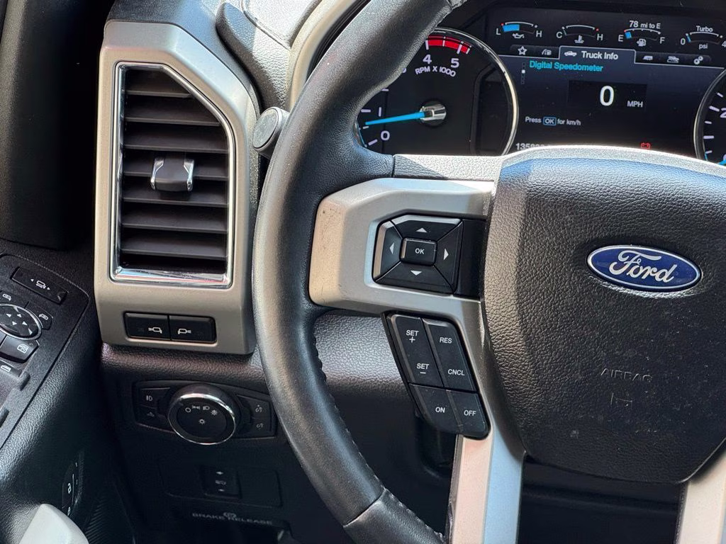 2018 Shadow Black Ford Super Duty F-250 SRW Lariat 4X4 Truck