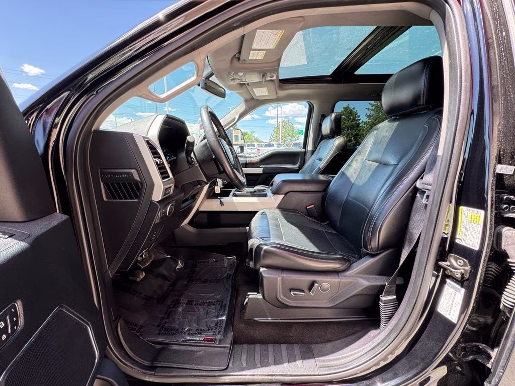 2018 Shadow Black Ford Super Duty F-250 SRW Lariat 4X4 Truck