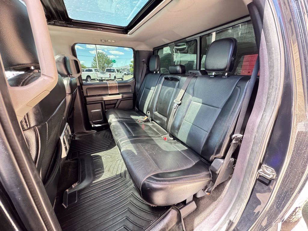 2018 Shadow Black Ford Super Duty F-250 SRW Lariat 4X4 Truck