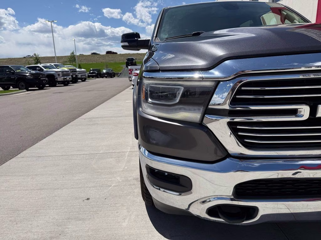 2019 Granite Crystal Metallic Clearcoat Ram 1500 Laramie 4X4 Truck