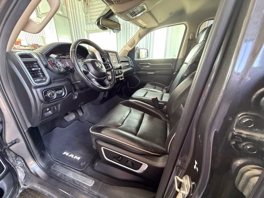 2019 Granite Crystal Metallic Clearcoat Ram 1500 Laramie 4X4 Truck
