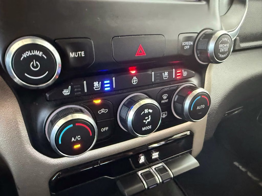 2019 Granite Crystal Metallic Clearcoat Ram 1500 Laramie 4X4 Truck