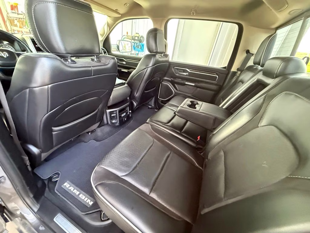 2019 Granite Crystal Metallic Clearcoat Ram 1500 Laramie 4X4 Truck