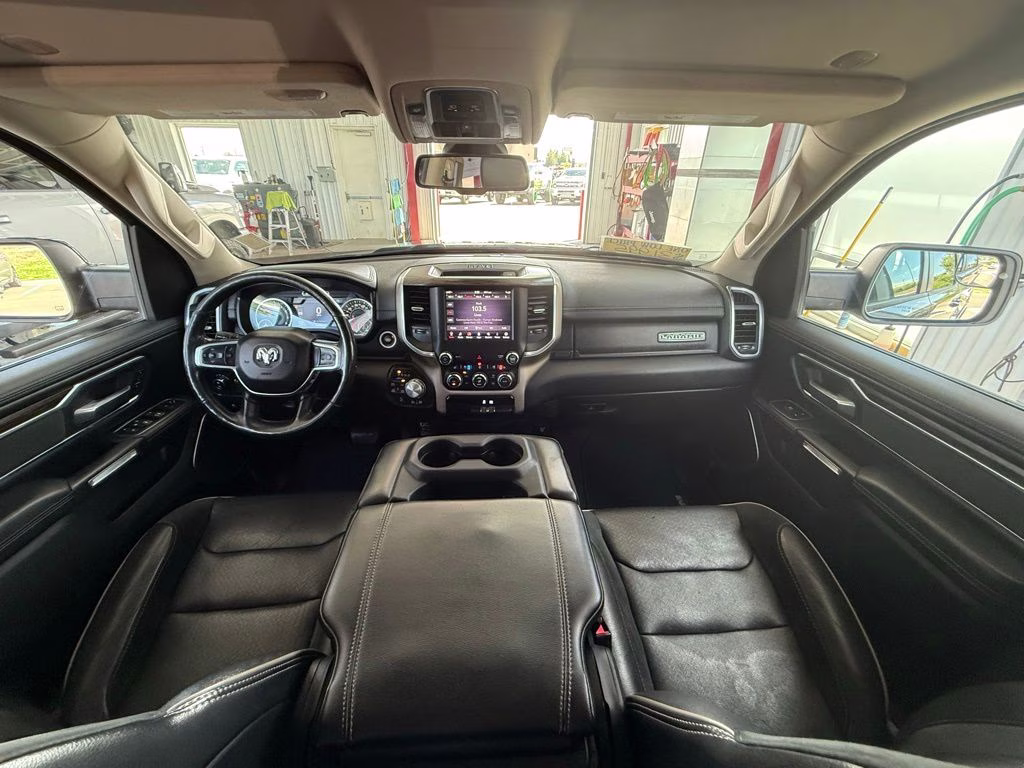 2019 Granite Crystal Metallic Clearcoat Ram 1500 Laramie 4X4 Truck