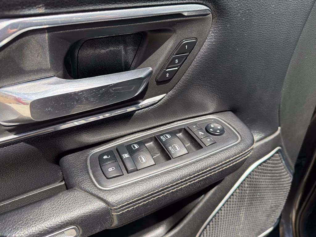 2019 Granite Crystal Metallic Clearcoat Ram 1500 Laramie 4X4 Truck