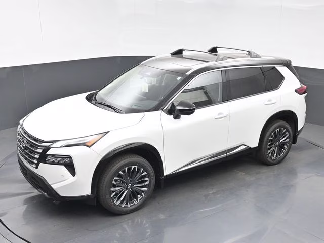 2026 Everest White Pearl/Super Black Nissan Rogue Platinum AWD SUV