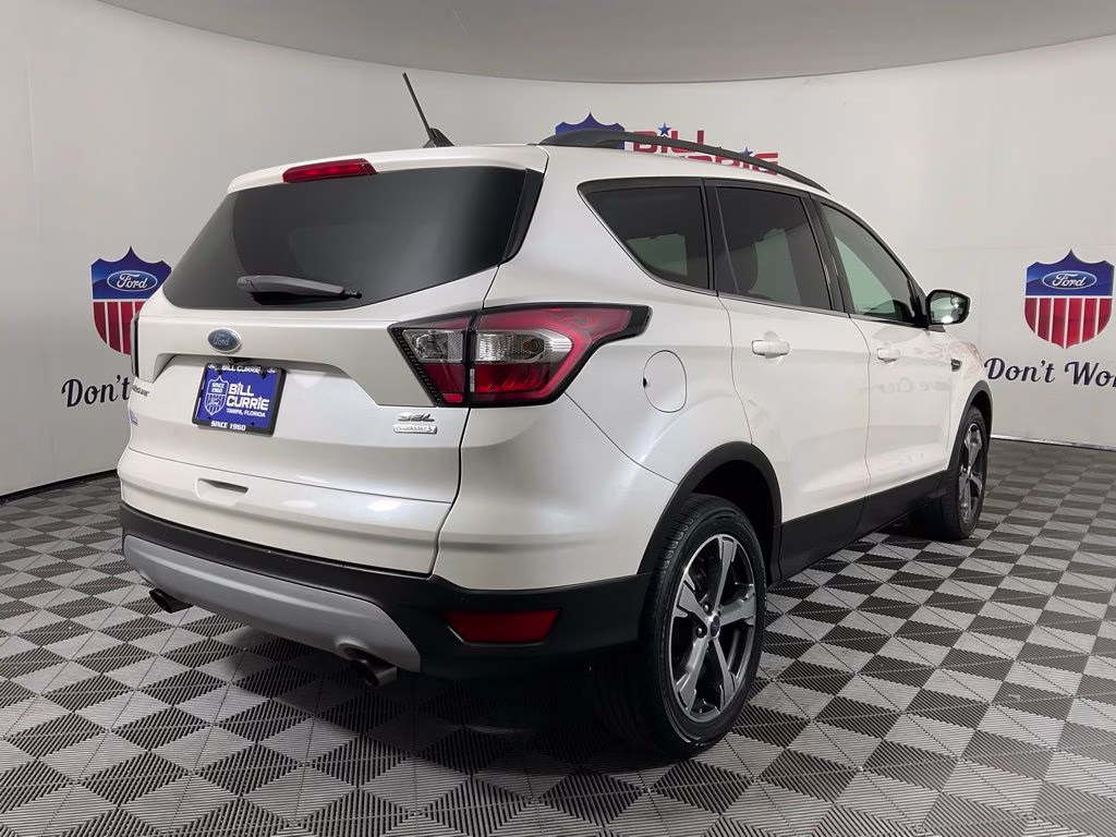 2018 White Platinum Clearcoat Metallic Ford Escape SEL FWD SUV