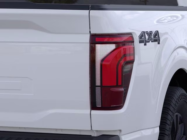 2026 Oxford White Ford F-150 Lariat 4X4 Truck