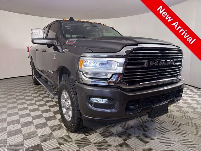 2024 RAM 3500 Laramie 4X4 Crew Cab SWB's photo