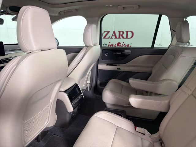 2024 Pearl Metallic Lincoln Aviator Reserve RWD SUV