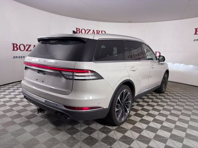 2024 Pearl Metallic Lincoln Aviator Reserve RWD SUV