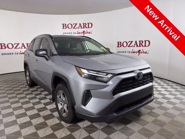 2024 Silver Sky Metallic Toyota RAV4 Hybrid LE AWD SUV