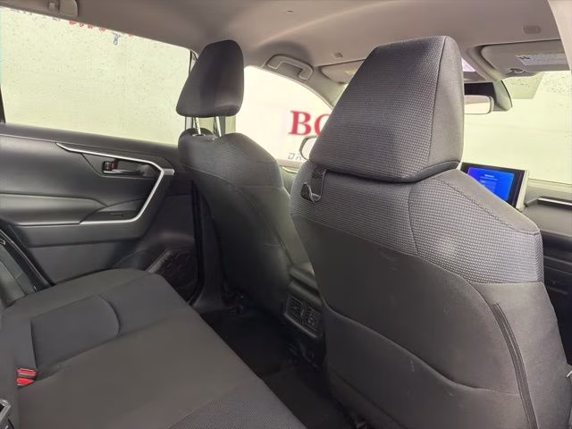 2024 Silver Sky Metallic Toyota RAV4 Hybrid LE AWD SUV