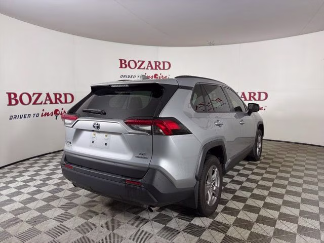 2024 Silver Sky Metallic Toyota RAV4 Hybrid LE AWD SUV