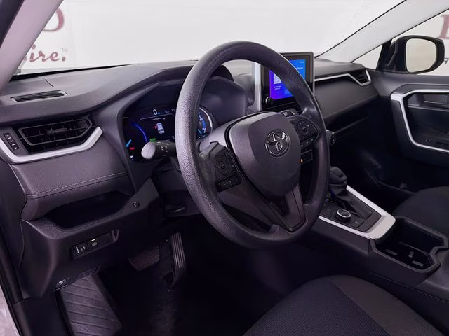 2024 Silver Sky Metallic Toyota RAV4 Hybrid LE AWD SUV