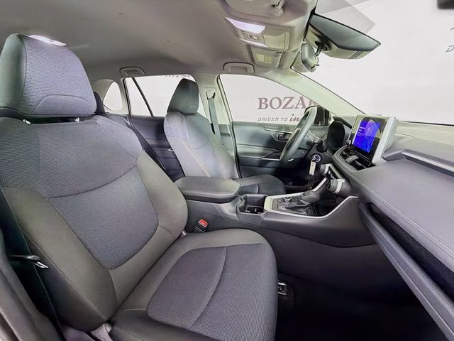 2024 Silver Sky Metallic Toyota RAV4 Hybrid LE AWD SUV