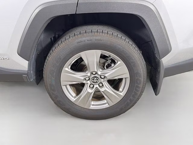 2024 Silver Sky Metallic Toyota RAV4 Hybrid LE AWD SUV