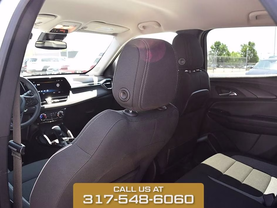 2025 Summit White Chevrolet Trailblazer LT FWD SUV