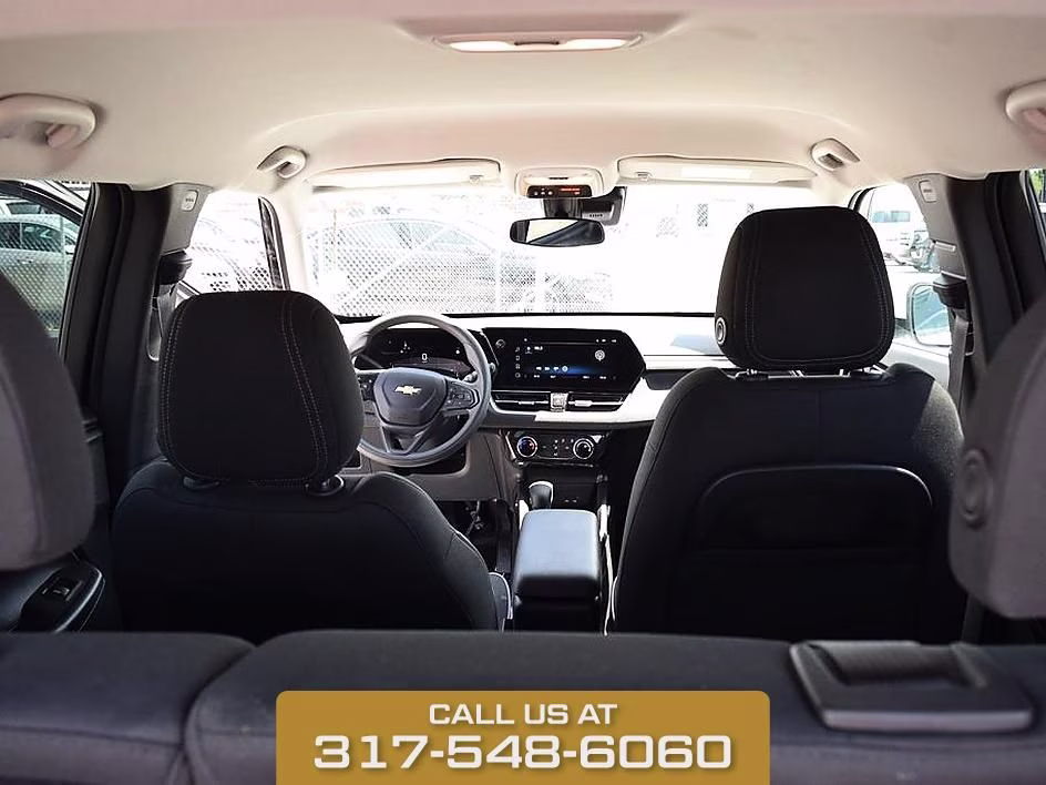 2025 Summit White Chevrolet Trailblazer LT FWD SUV