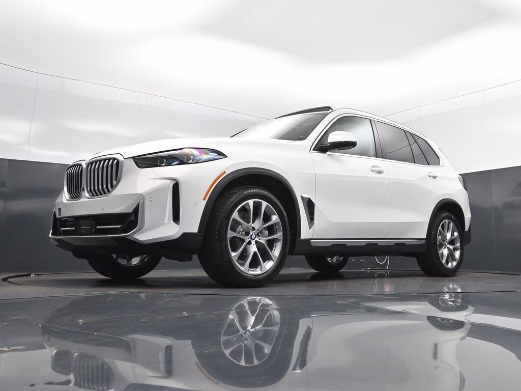 2026 Alpine White BMW X5 sDrive40i RWD SUV