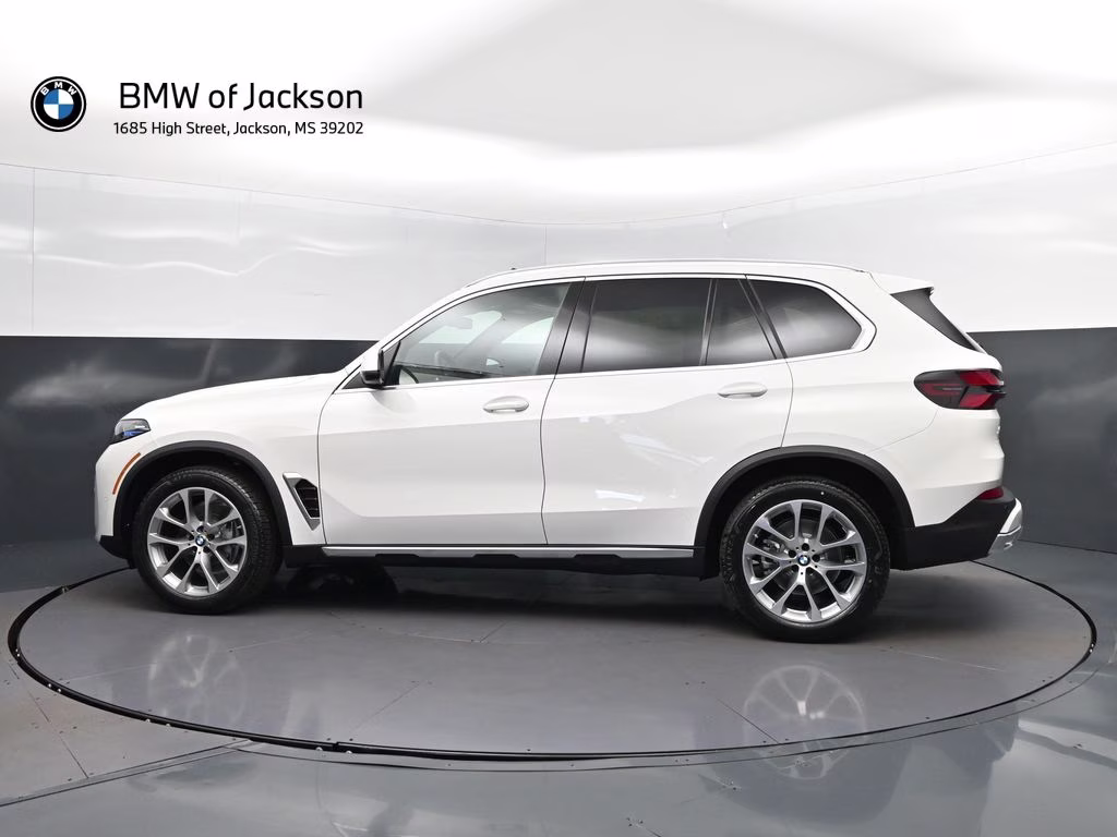 2026 Alpine White BMW X5 sDrive40i RWD SUV