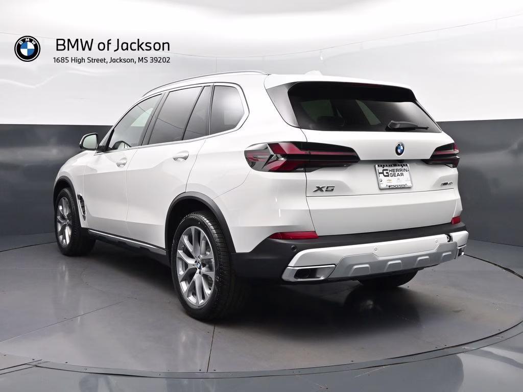2026 Alpine White BMW X5 sDrive40i RWD SUV