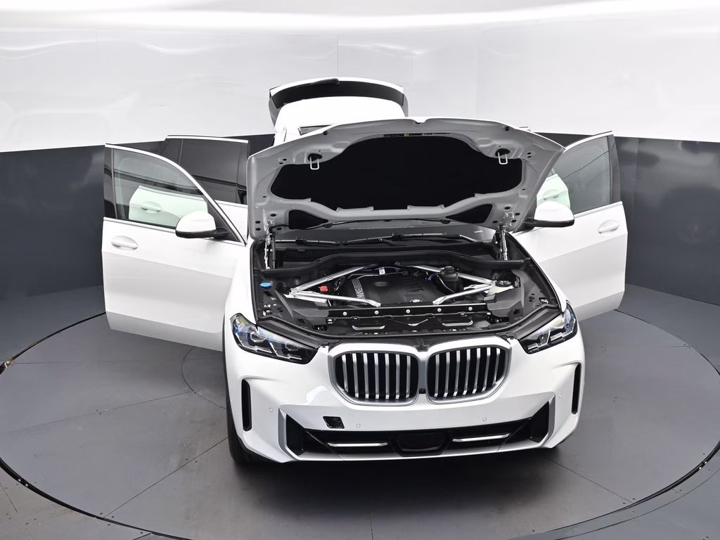 2026 Alpine White BMW X5 sDrive40i RWD SUV