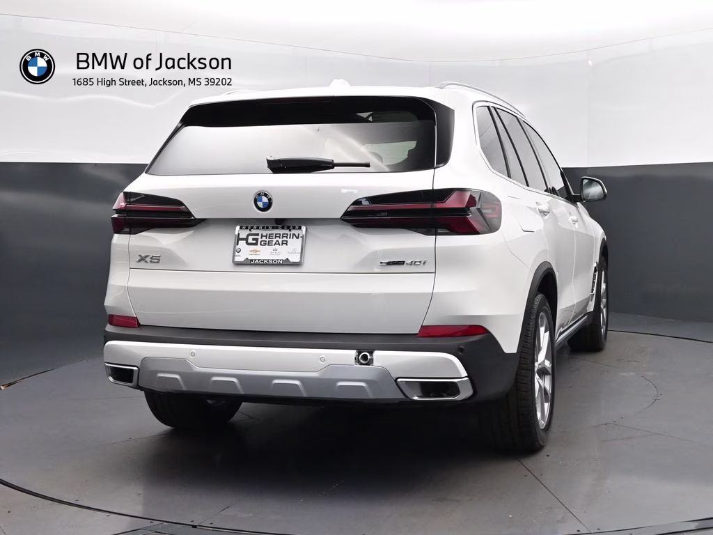 2026 Alpine White BMW X5 sDrive40i RWD SUV