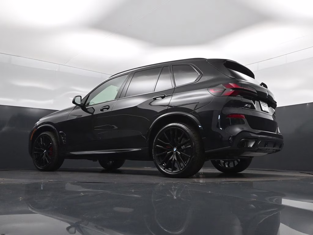 2026 Black Sapphire Metallic BMW X5 xDrive40i AWD SUV