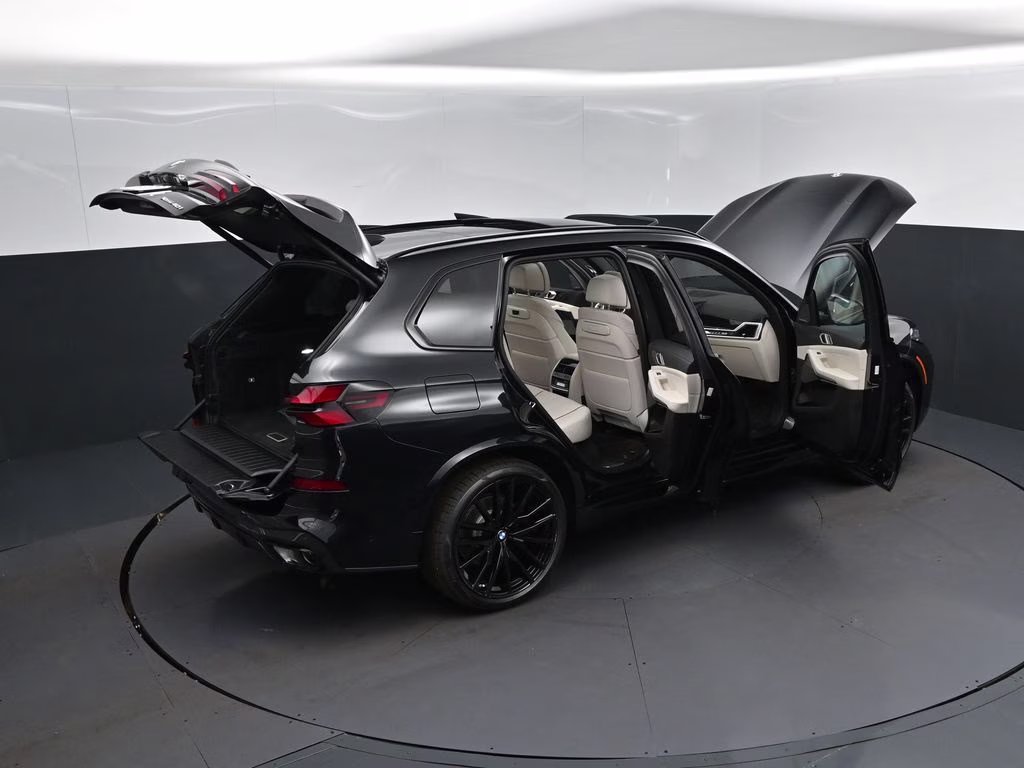 2026 Black Sapphire Metallic BMW X5 xDrive40i AWD SUV