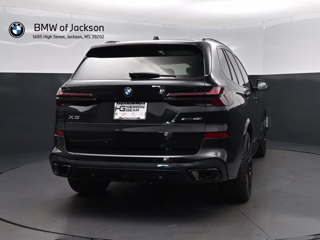2026 Black Sapphire Metallic BMW X5 xDrive40i AWD SUV