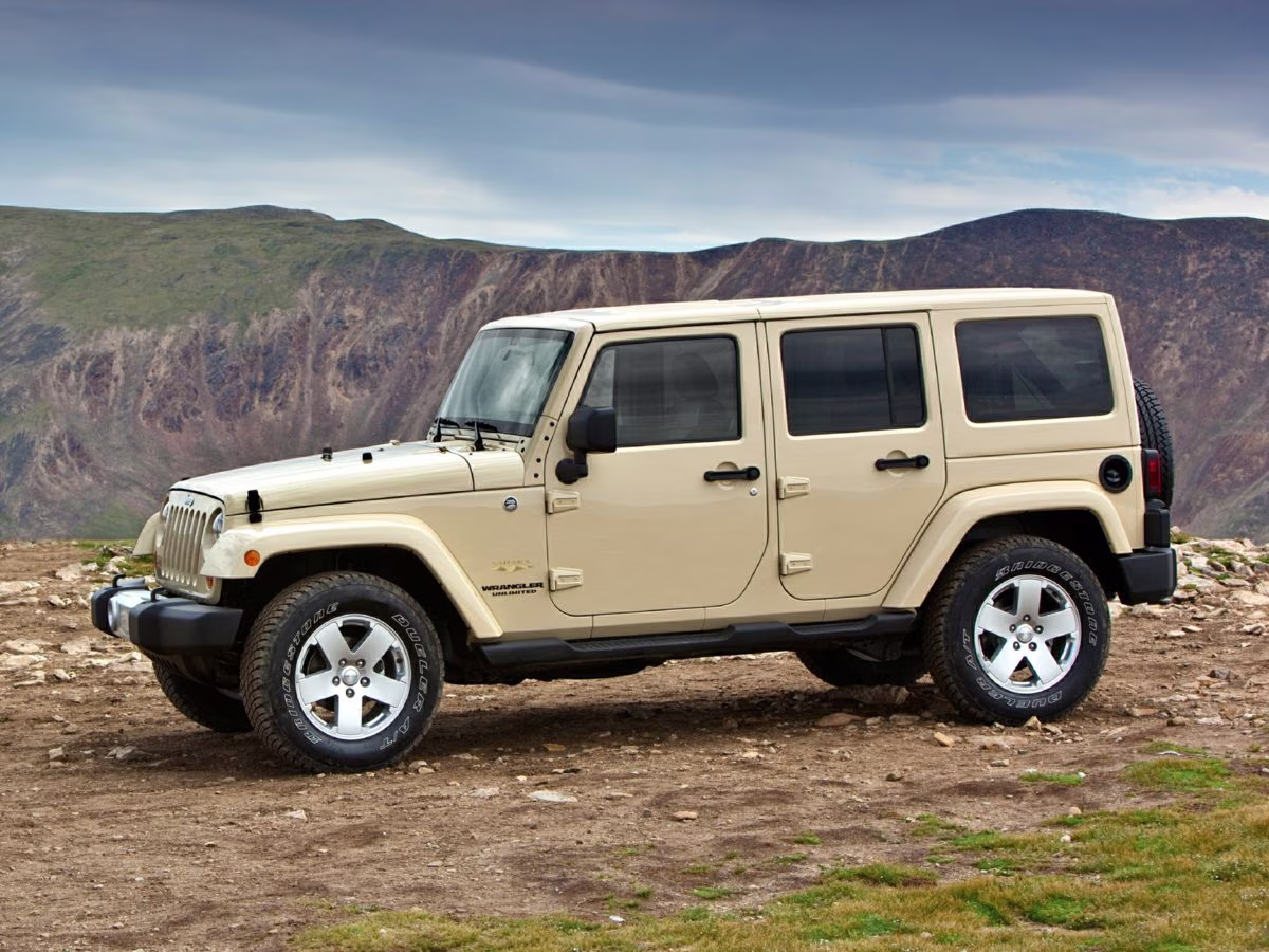 2012 Silver Jeep Wrangler 4X4 SUV