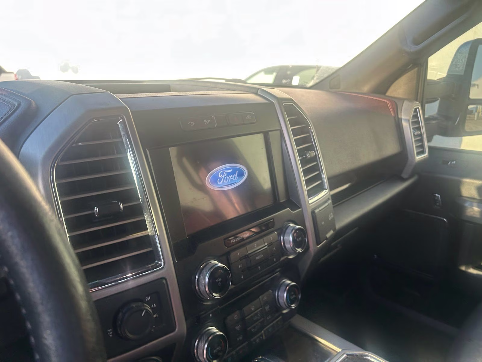 2016 Shadow Black Ford F-150 Platinum 4X4 Truck