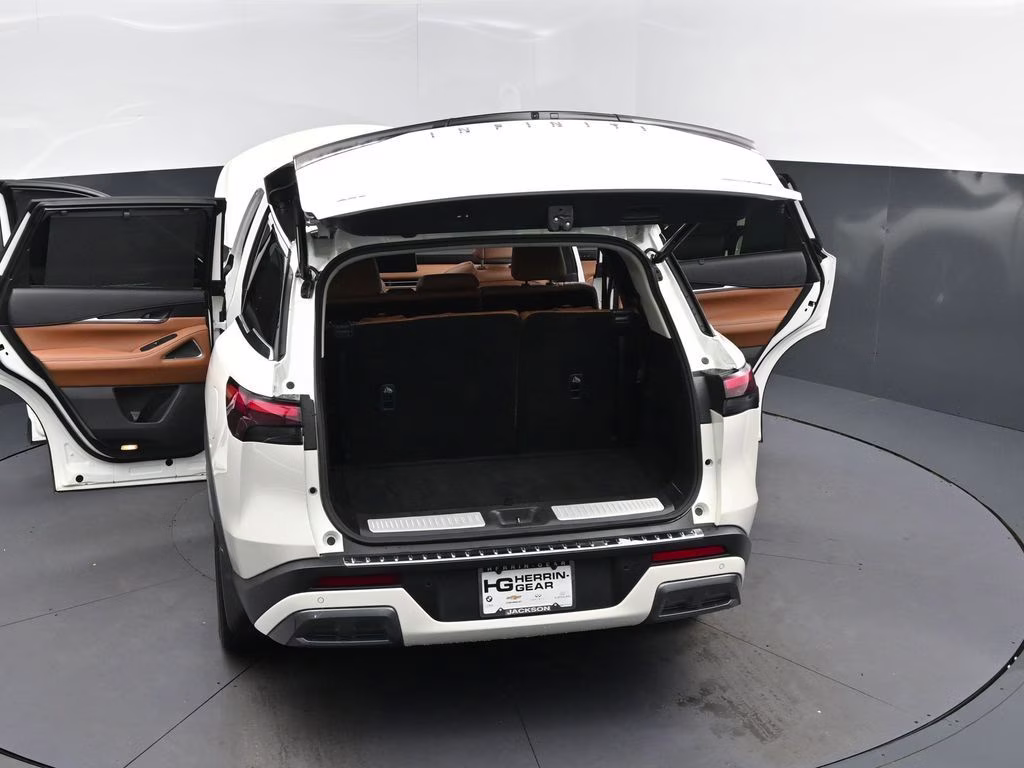 2023 Majestic INFINITI QX60 Sensory AWD SUV