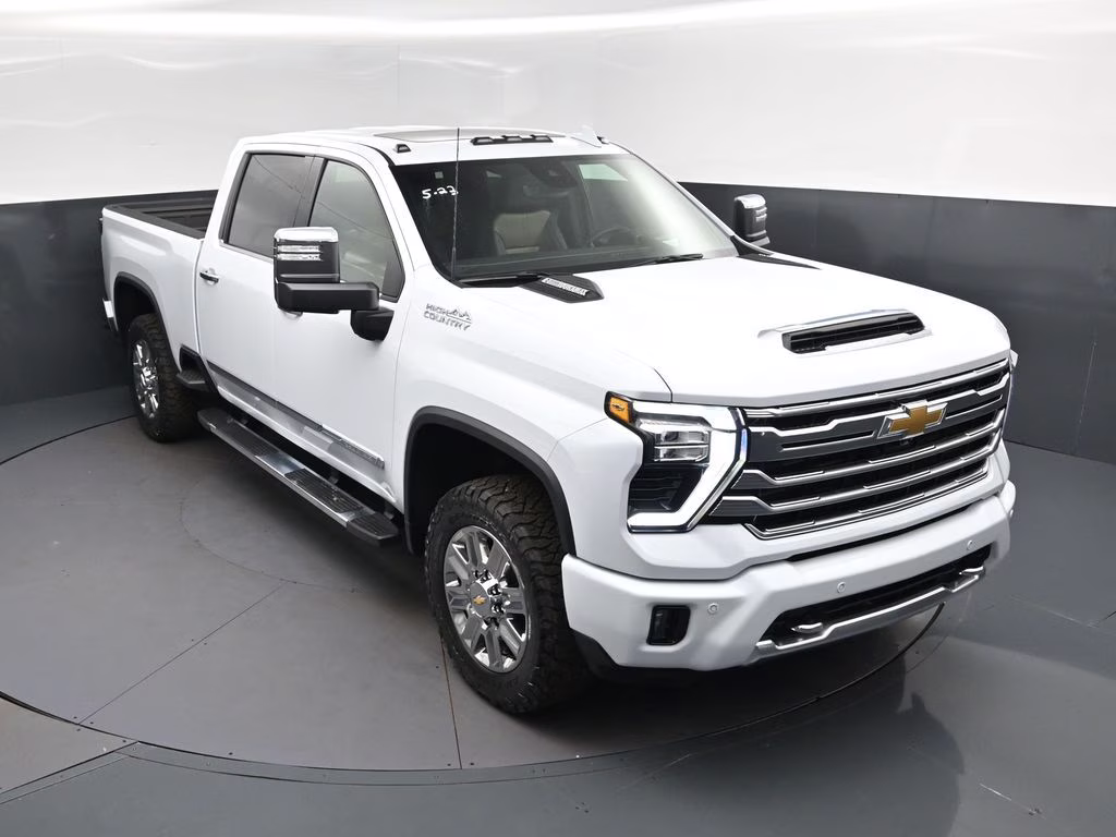 2026 Polar White Chevrolet Silverado 2500HD High Country 4X4 Truck