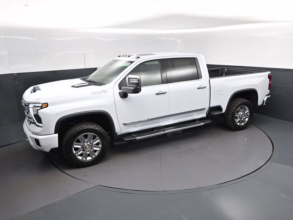 2026 Polar White Chevrolet Silverado 2500HD High Country 4X4 Truck
