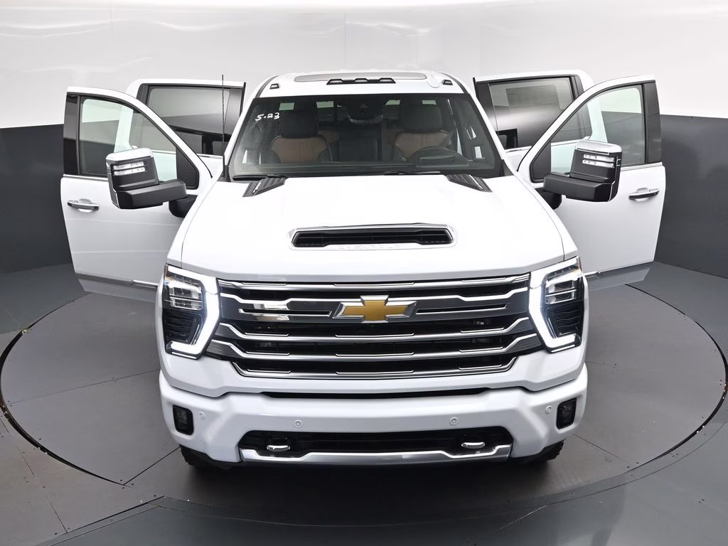 2026 Polar White Chevrolet Silverado 2500HD High Country 4X4 Truck
