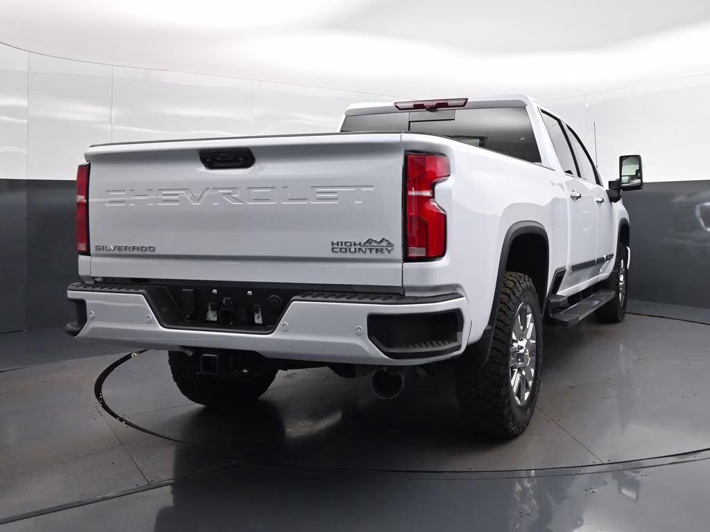 2026 Polar White Chevrolet Silverado 2500HD High Country 4X4 Truck