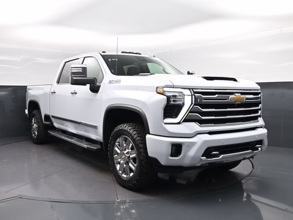 2026 Polar White Chevrolet Silverado 2500HD High Country 4X4 Truck