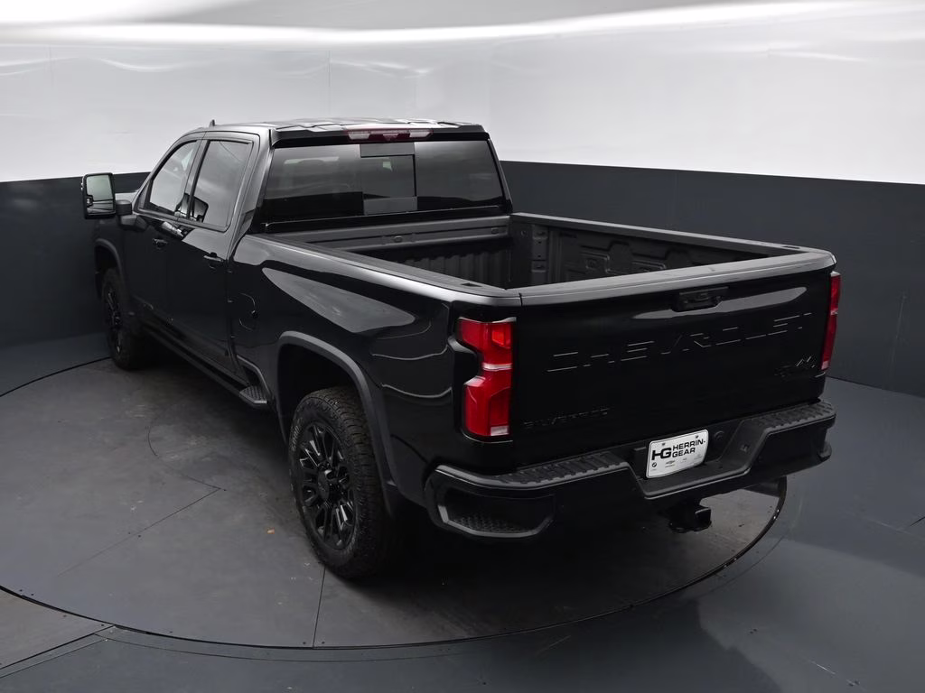 2026 Black Chevrolet Silverado 2500HD High Country 4X4 Truck