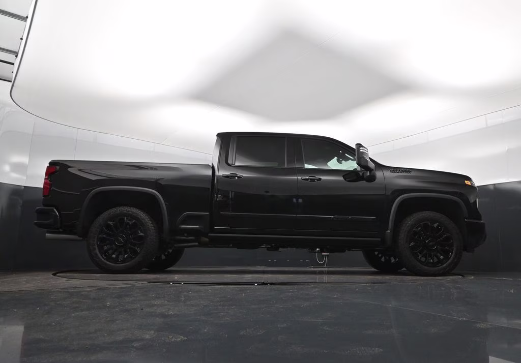 2026 Black Chevrolet Silverado 2500HD High Country 4X4 Truck