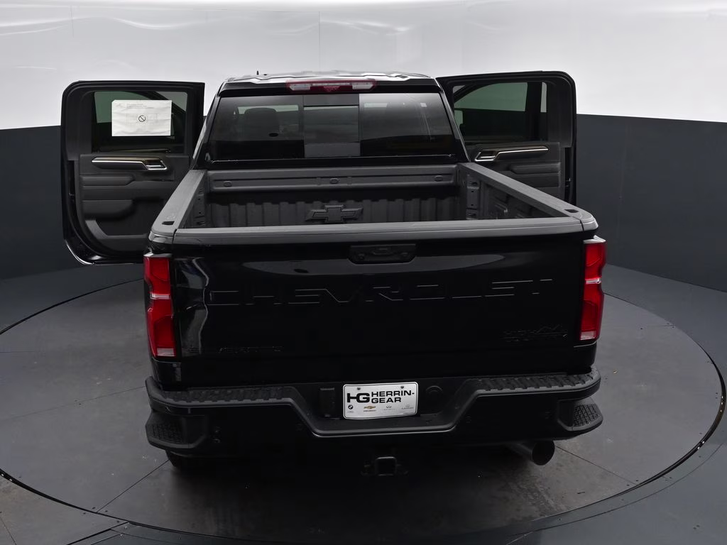 2026 Black Chevrolet Silverado 2500HD High Country 4X4 Truck