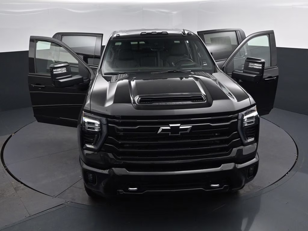 2026 Black Chevrolet Silverado 2500HD High Country 4X4 Truck