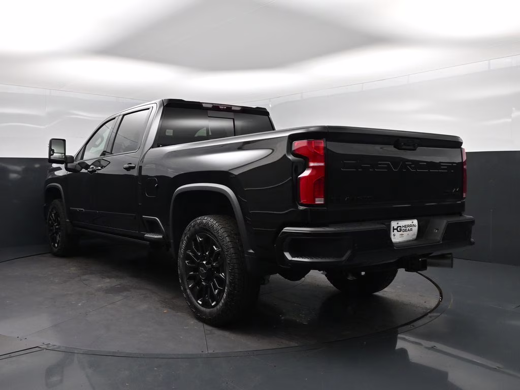 2026 Black Chevrolet Silverado 2500HD High Country 4X4 Truck
